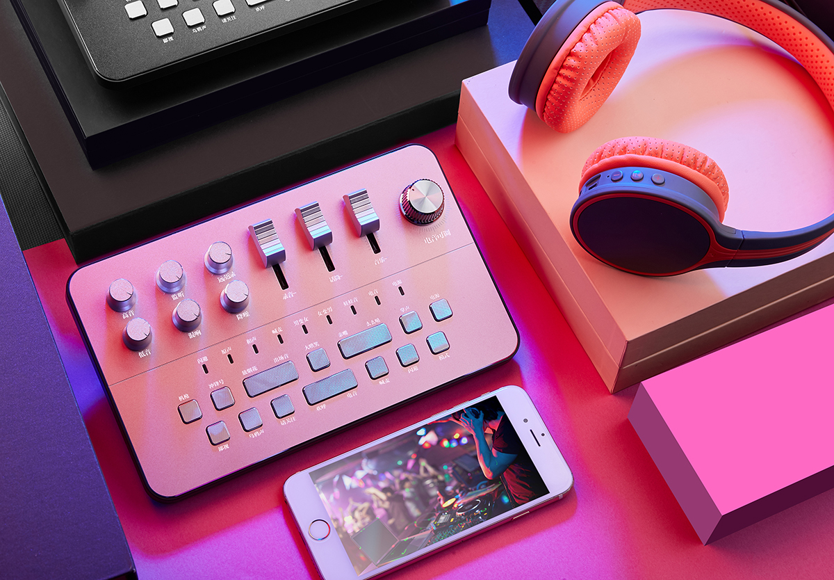 美团2025年财报：全年收入3649亿元核心本地商业亏损69亿元(图1)